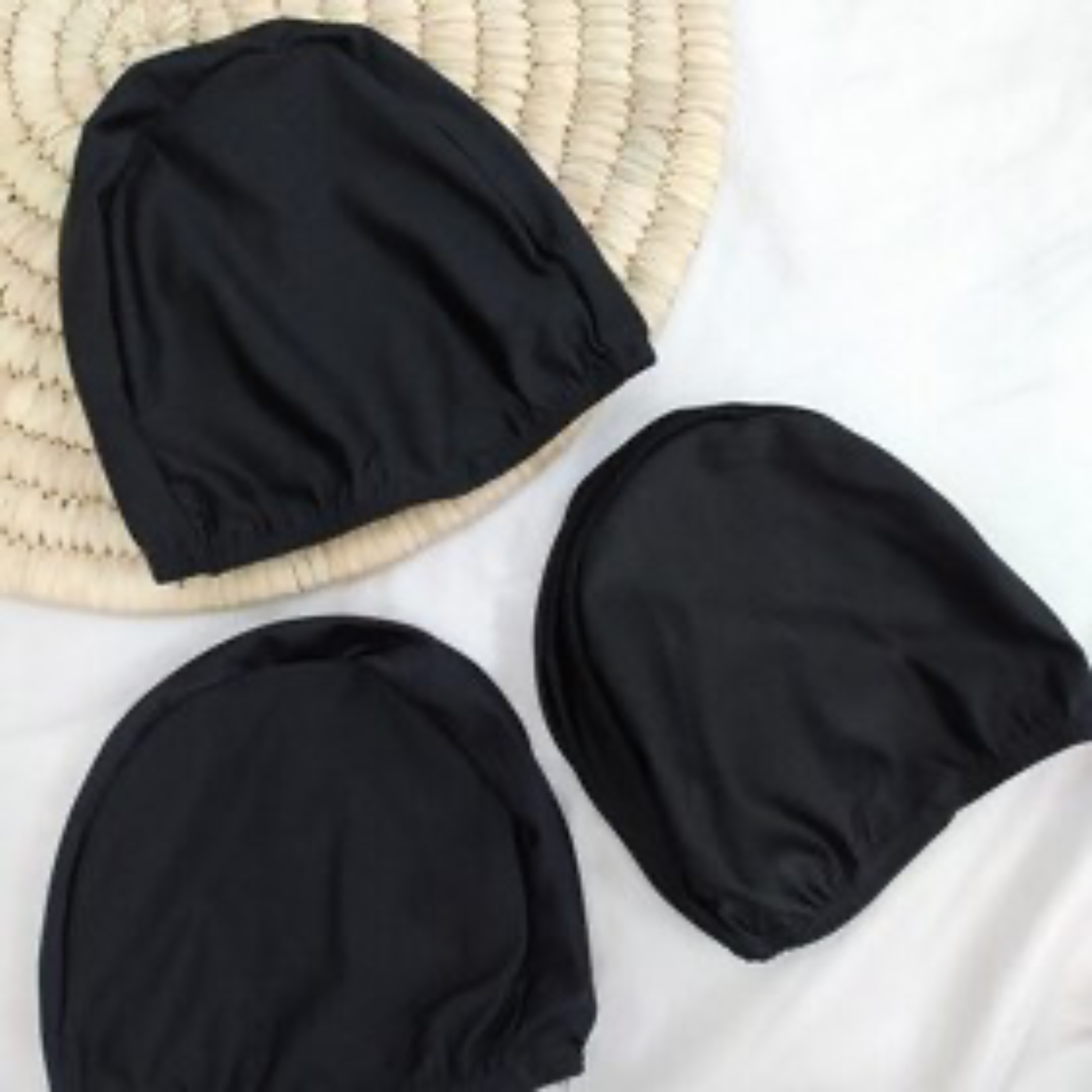 کلاه شنای مشکی